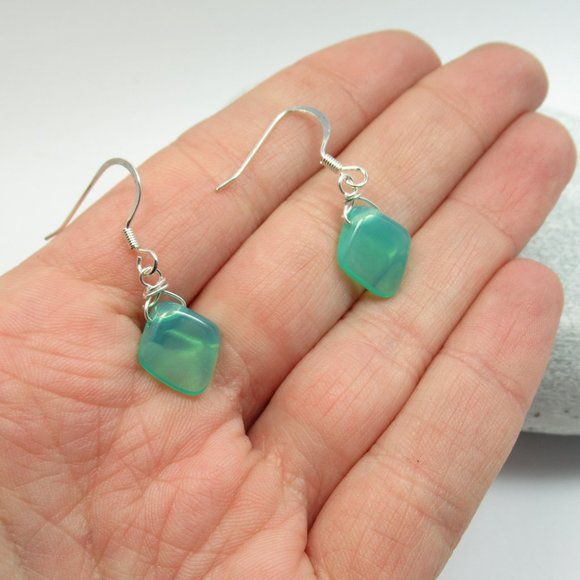 Uranium Glass bead earrings - Picture 2 of 8